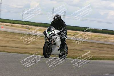 media/Apr-26-2024-TrackDaz (Fri) [[c4b677d280]]/C Group/140pm (Wheelie Bump)/